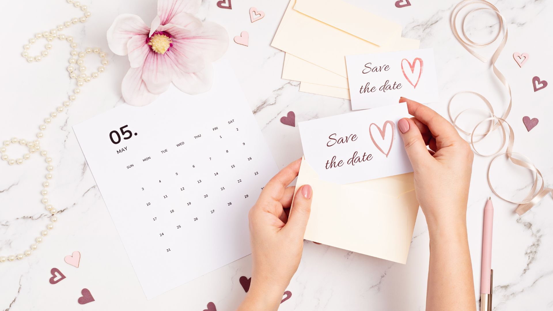 Zwangerschap aankondigen save the date