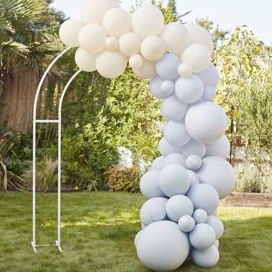 Baby in Blue babyshower ballonnenboog nude & blauw