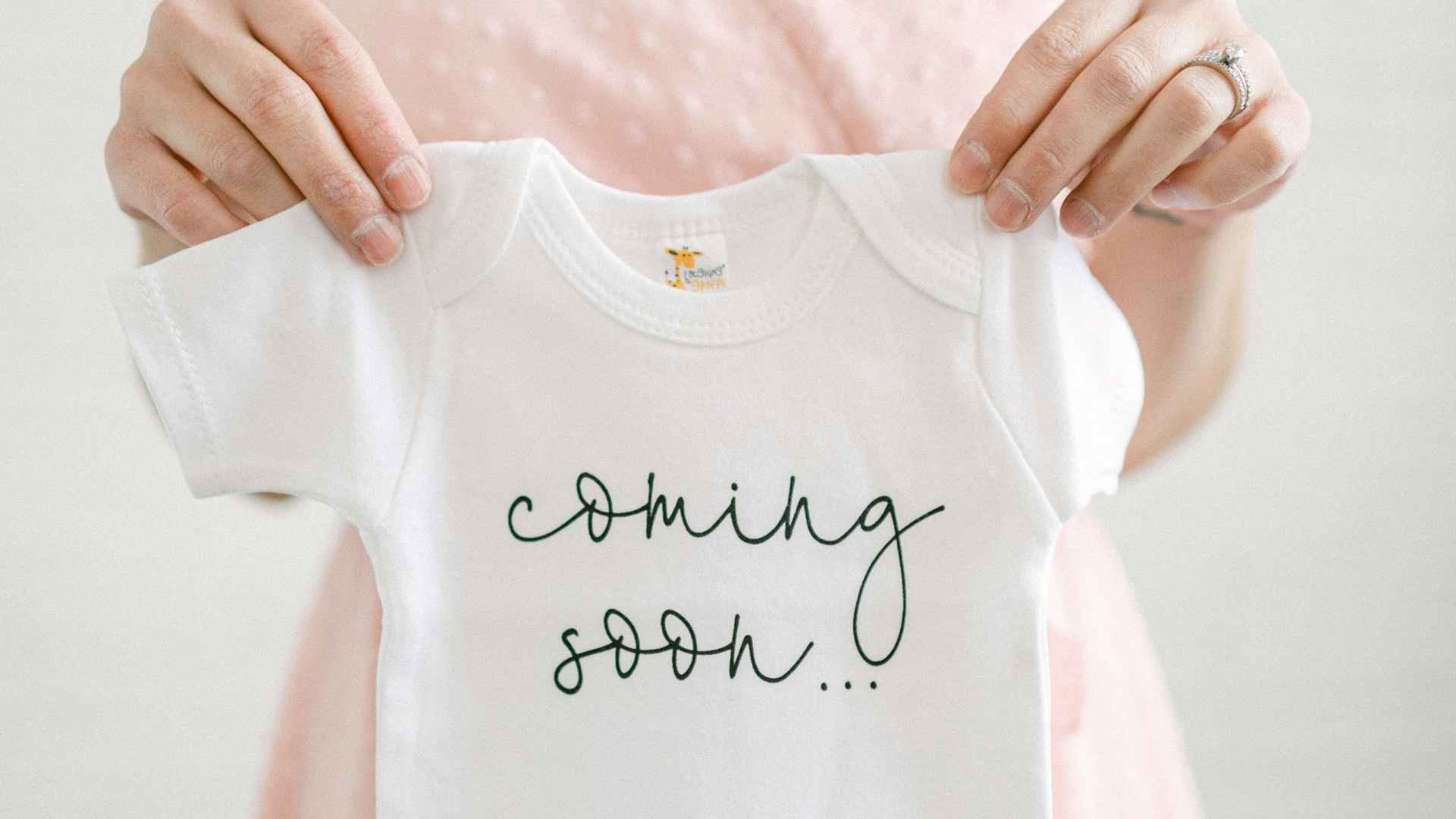 Zwangerschap aankondigen met romper